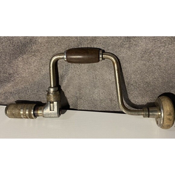 Other - Vintage Bit Brace Hand Drill - Universal Jaws - Ratcheting Woodworking Tool